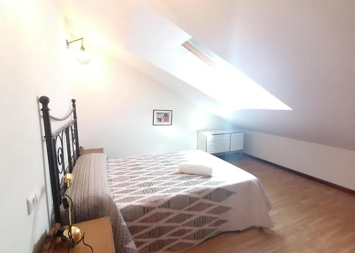 Atico 3 Hab En Centro De Cangas Appartement Onís